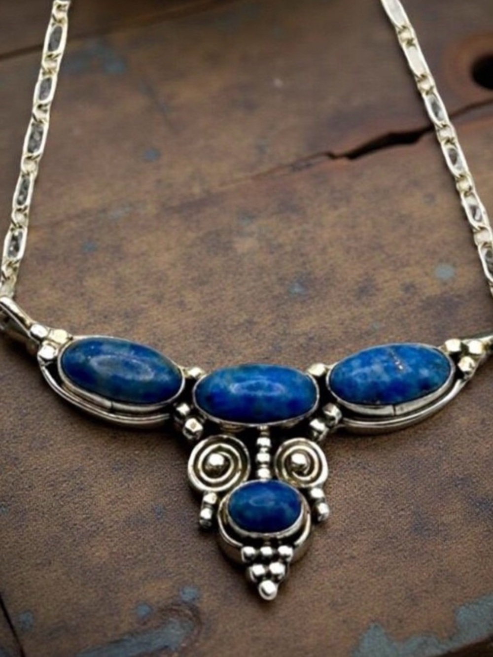 Native American LL Lorenzo
Livingston Vintage Lapis Sterling Silver Necklace